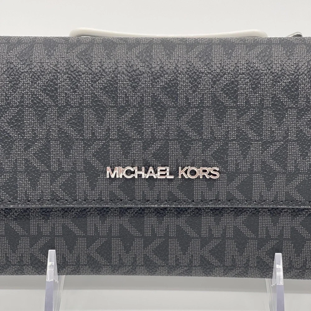 Michael Kors Jet Set Travel LG Trifold Blk…